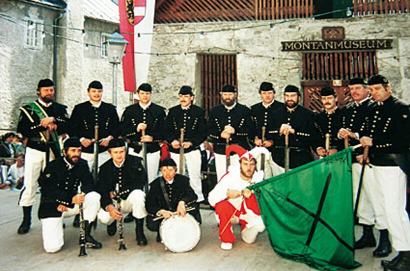 Schwerttanzgruppe Boeckstein 8